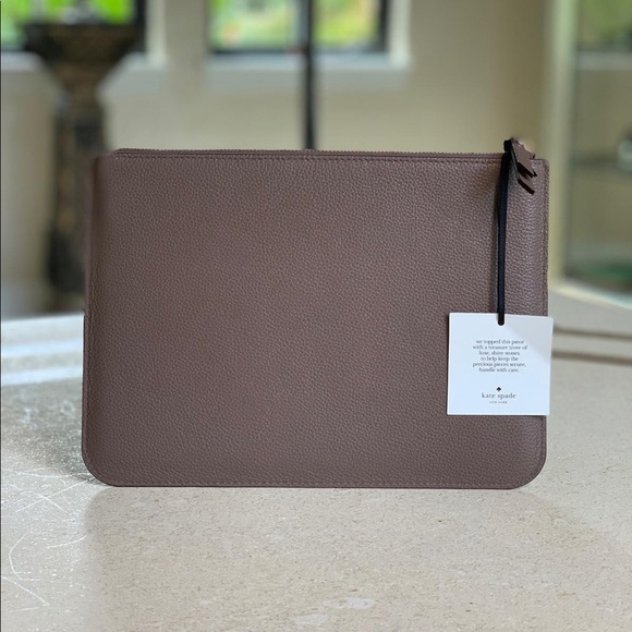 🔥FINAL SALE🔥 Kate Spade Clutch / Pouch - Picture 2 of 5